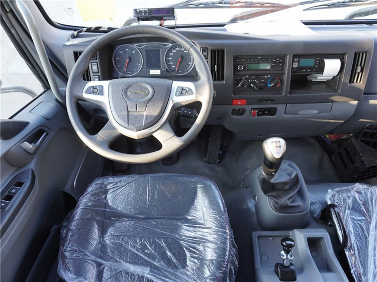 國(guó)六 江淮帥鈴Q9（6.8米冷藏車）