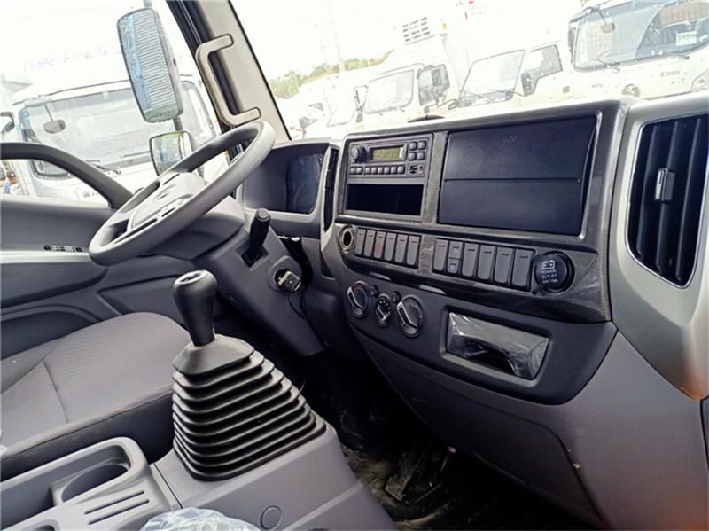 國(guó)六 福田奧鈴CTS（156馬力冷藏車）