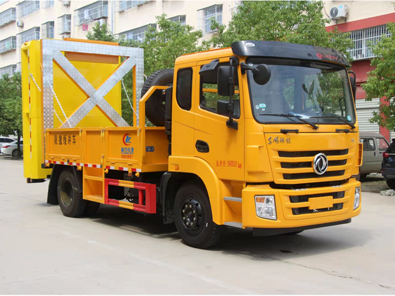 東風錦程防撞緩沖車